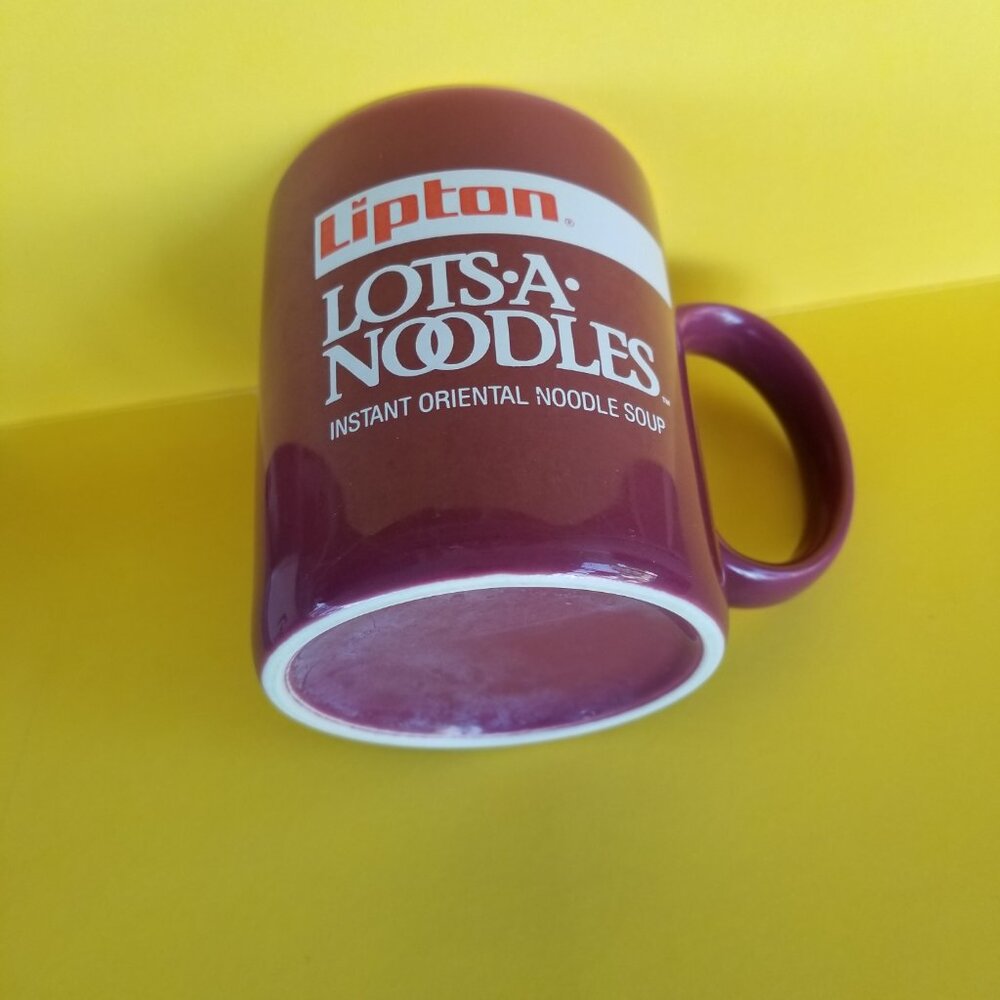 Vintage Lipton Lots-A-Noodles Instant Oriental Noodle Soup Ceramic Mug - Picture 6 of 11